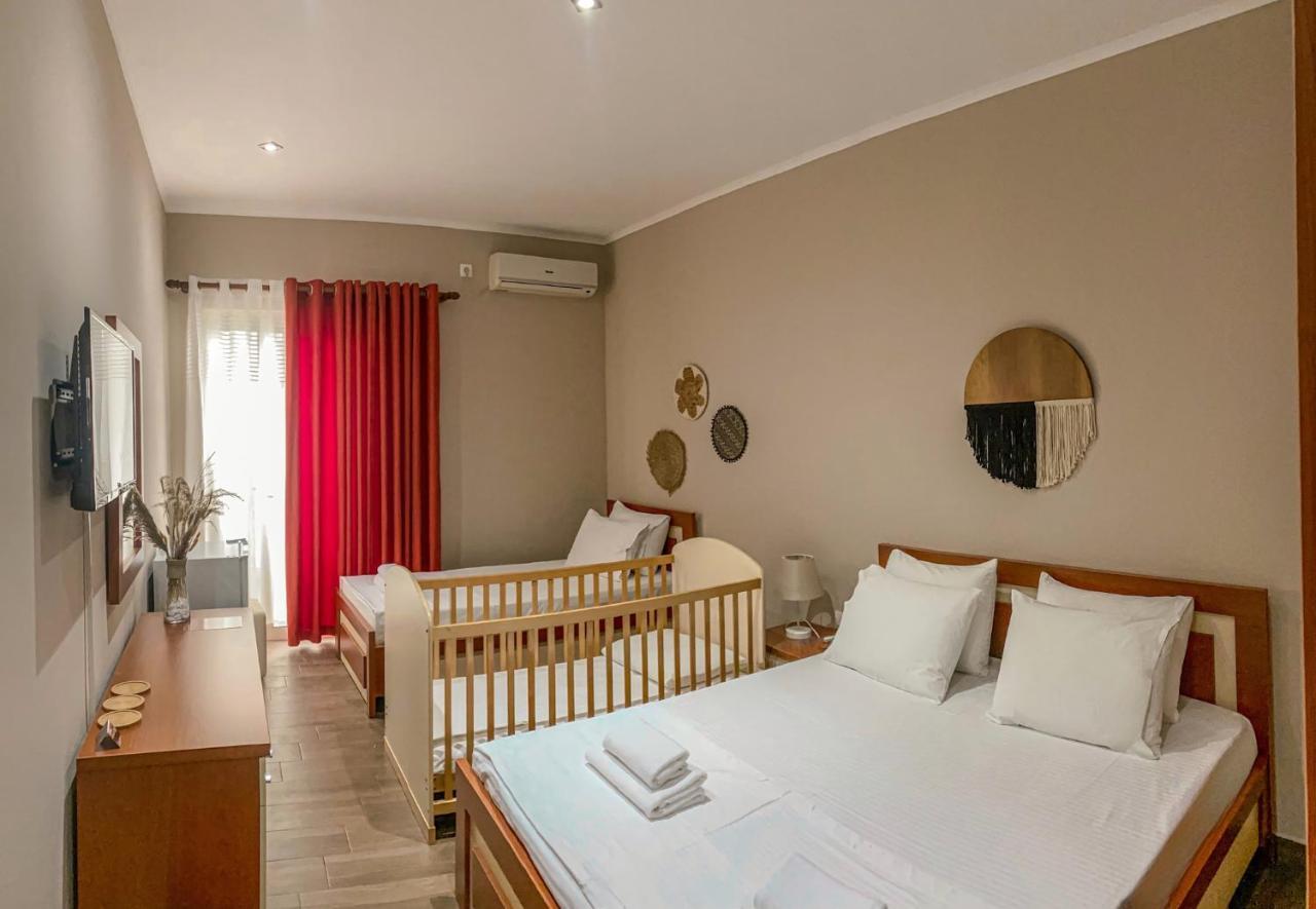 Aljur Hotel Himare Exterior foto